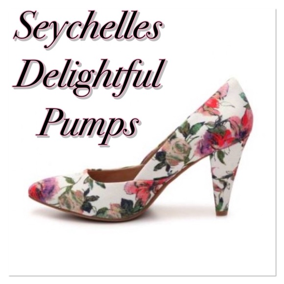 Seychelles Shoes - Seychelles Delightful Floral Fabric Pump